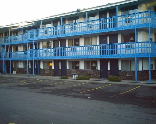 Willow Springs Motel Cheney Екстер'єр фото