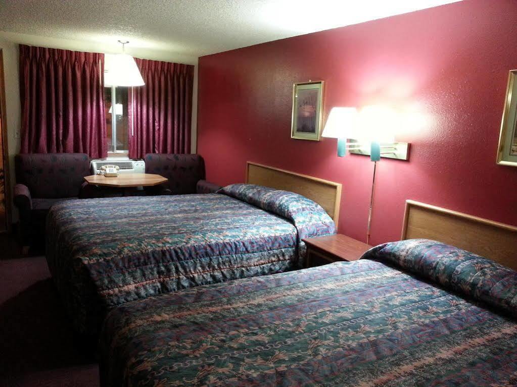 Willow Springs Motel Cheney Екстер'єр фото